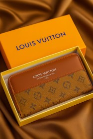 محفظة لوي فيتون نقشة مونغرام