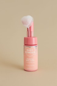 غسولات ومزيل مكياج